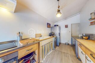  Immeuble à vendre 14 pièces 285 m²
