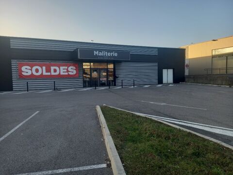 A LOUER - CELLULE COMMERCIALE 6250 25480 Miserey salines