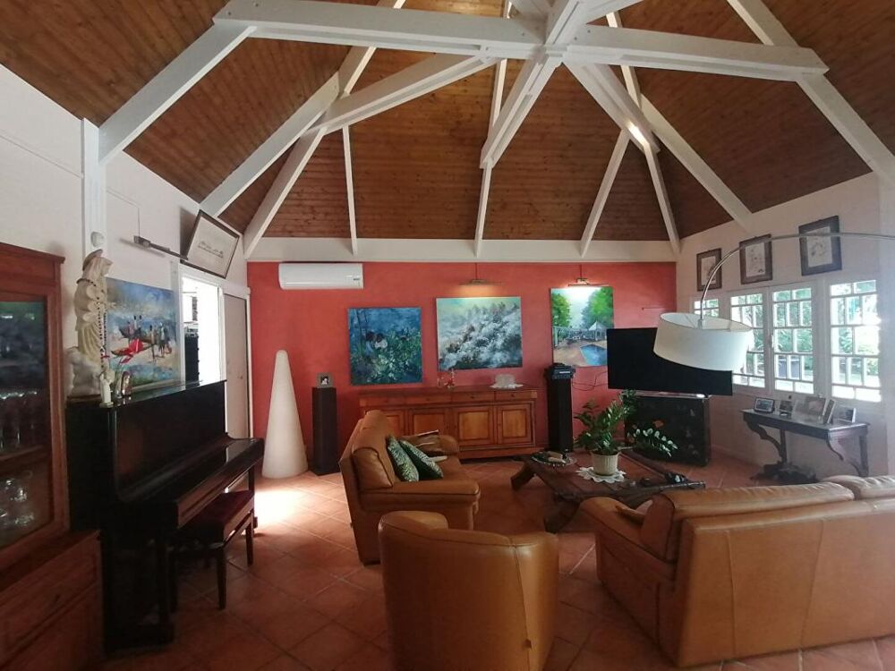 Vente Villa Très belle villa créole Saint-Denis La Réunion (La Montagne) 4 pièce(s) 185m² Saint denis la reunion
