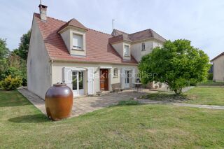 Vente Maison Grande maison familiale 193 m² - 4 chambres - au calme à 15 min de Beauvais Hodenc en bray