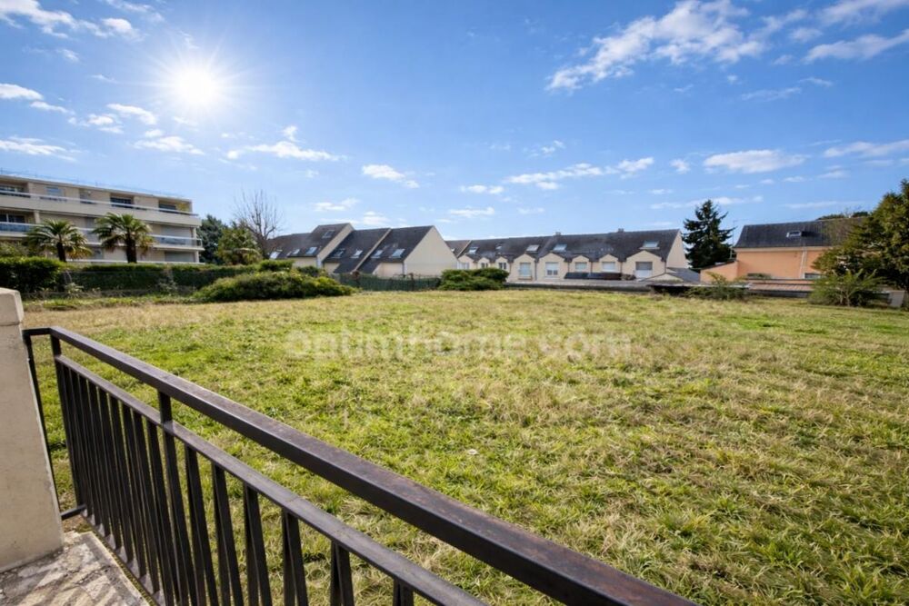 SAINT-MAUR-DES-FOSSES (94100) - APPARTEMENT T3 + JARDIN - PARKING - CAVE - CALME