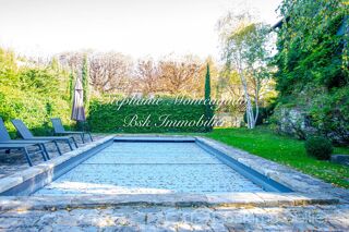  Propriété/château à vendre 7 pièces 243 m²