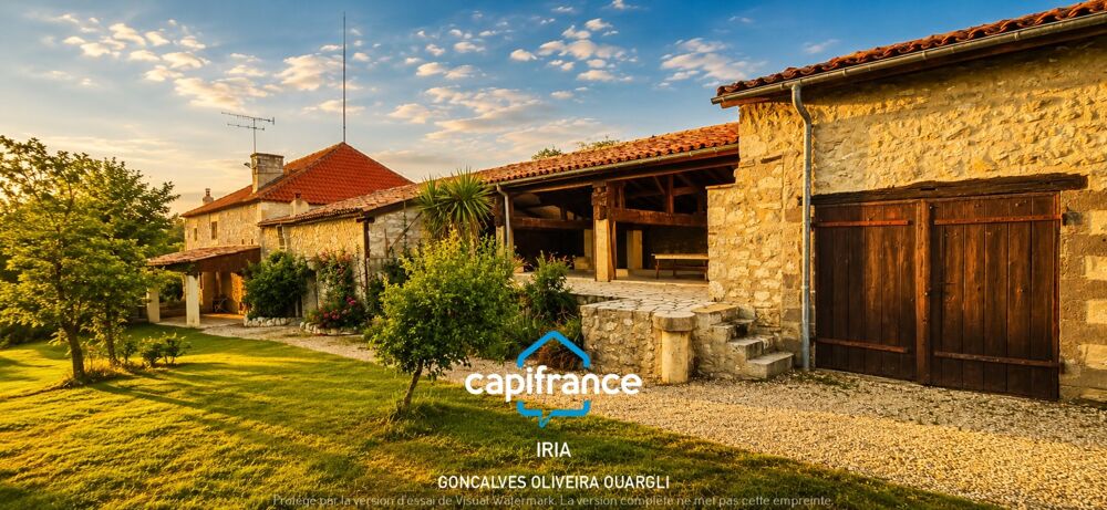 Propriété de caractère  Corps de ferme d'exception sur 1,5 hectare  Un havre de paix au coeur du Lot-et-Garonne