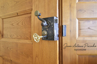  Proprit/chteau  vendre 6 pices 240 m