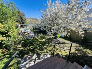  Maison � vendre 9 pi�ces 215 m�