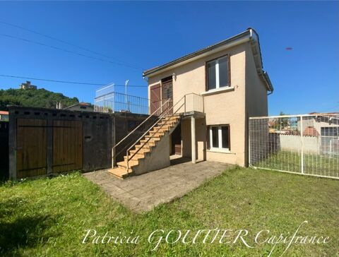   A SAINT ROMAIN LE PUY (42). MAISON individuelle  de  68 M2 A RENOVER  au BORD DU CANAL et VUE SUR LE PRIEURE Maison - 3 pi�ce(s) - 68 m�