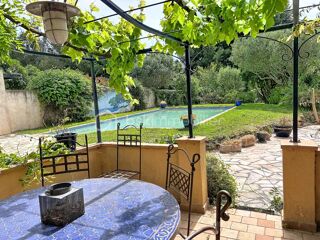  Maison à vendre 7 pièces 218 m²