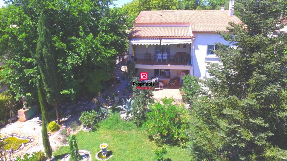 Maison 12 pièces 322 m² avec piscine à Clarensac
