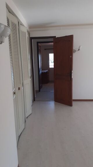  Appartement à louer 4 pièces 100 m²