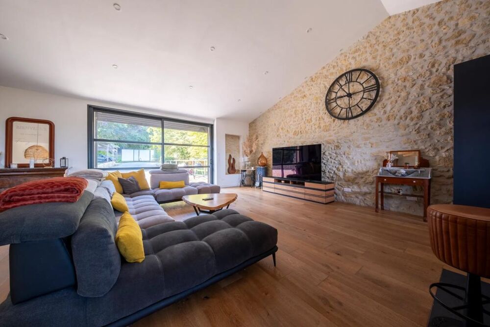 Vente Propriété/Château ? PROPRIÉTÉ DE CARACTÈRE – 239 m² – 6 CHAMBRES – 3,2 HECTARES<br>E Mas saintes puelles