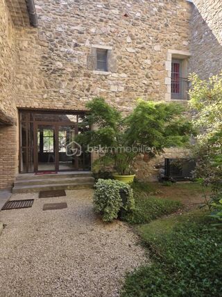  Maison � vendre 7 pi�ces 270 m�
