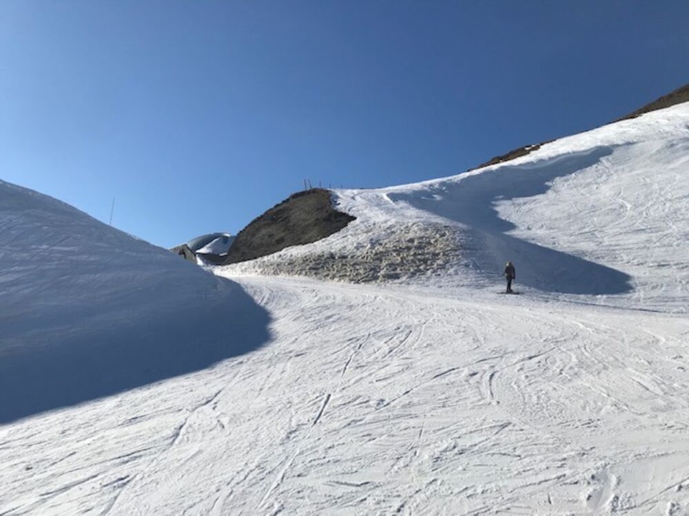Vente Appartement Appartement à vendre 1 pièce LA MONGIE (65) avec balcon, cellier, casier à ski La mongie