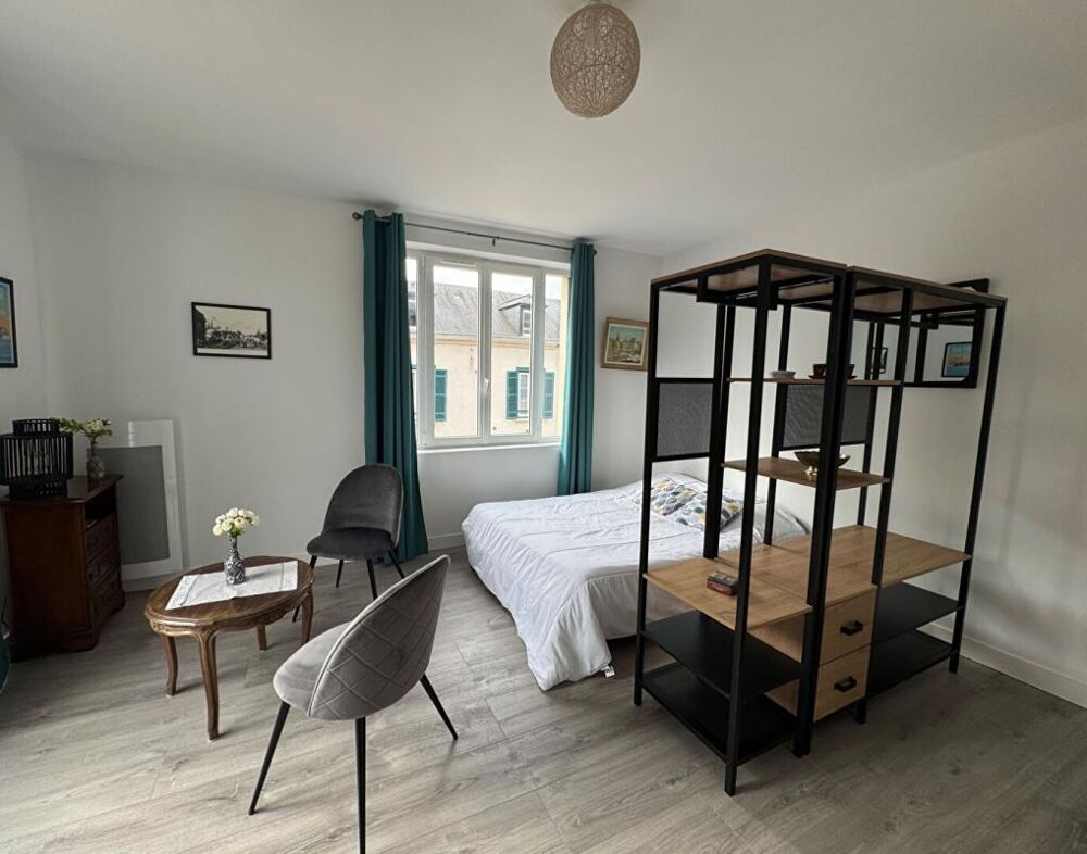 HONFLEUR CENTRE APPARTEMENT 29m2 AVEC ESPACE NUIT, BALCON ET IMMEUBLE RÉNOVÉ