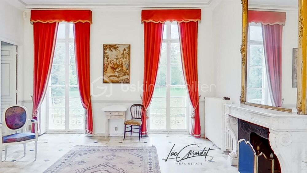 � vendre  Propri�t�/ch�teau Coulommiers (77120)