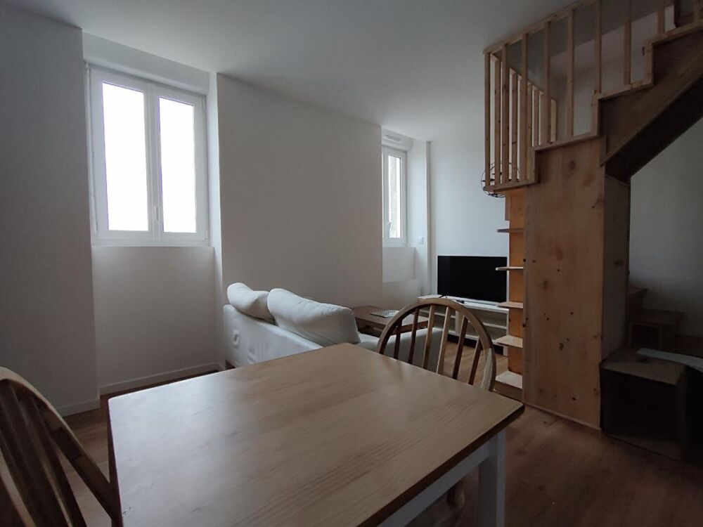 Location Appartement APPARTEMENT Duplex meublé T3, 29140 Rosporden, DPE C Rosporden