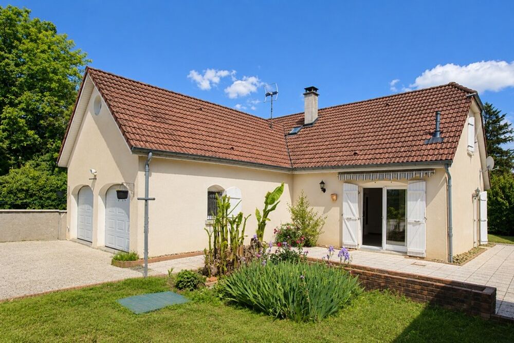 Maison 6 pièces 128 m² · à Tavaux · 128 m² · 243 000 €