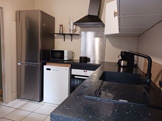  Appartement à louer 3 pièces 120 m²