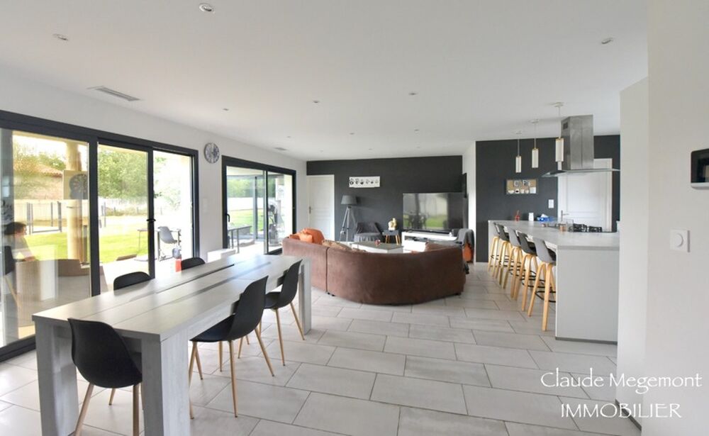 Vente Maison SUPERBE MAISON CONTEMPORAINE AVEC PISCINE SUR GRAND TERRAIN Lavaur