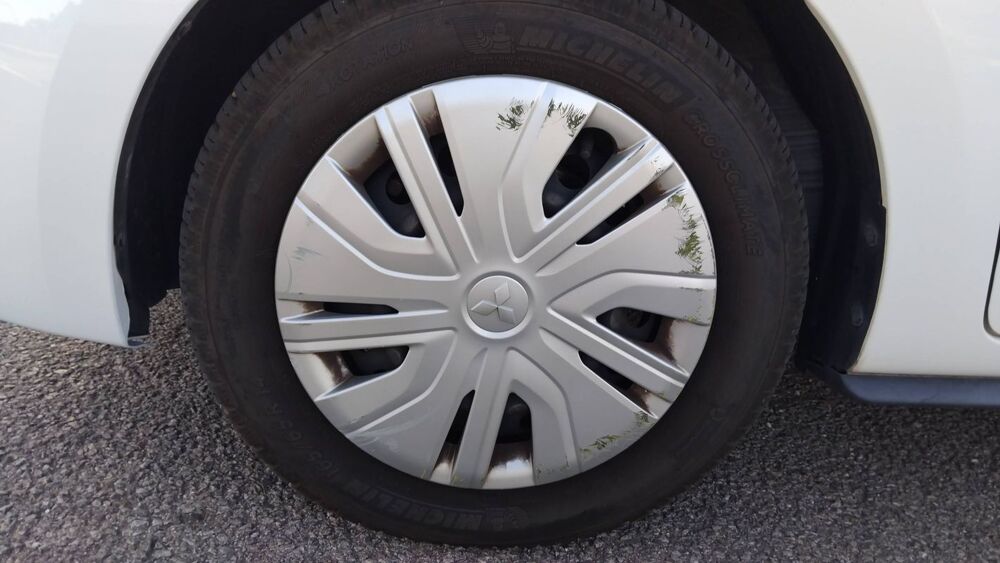 Space Star 1.0 70 In 2019 occasion 83580 Gassin