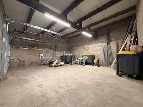 Local 118 m&sup2; – Double acc&egrave;s – Id&eacute;al Artisans, BTP & Stockage 515 71300 Montceau les mines