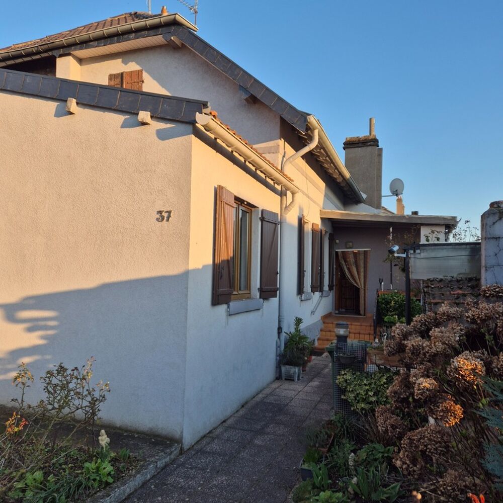 Maison 4 pièces 77 m² · à Uckange · 77 m² · 160 000 €