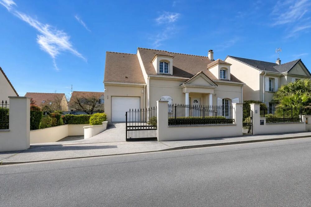 Grande maison 5 chambres à Beauchamp