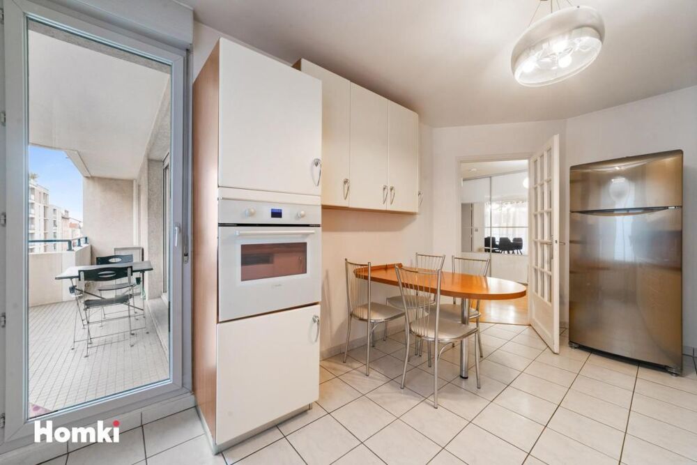 Appartement T5 de 109 m² à Gratte - ciel Villeurbanne 69100, Rue Edouard Vaillant