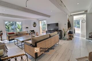  Villa � vendre 7 pi�ces 260 m�