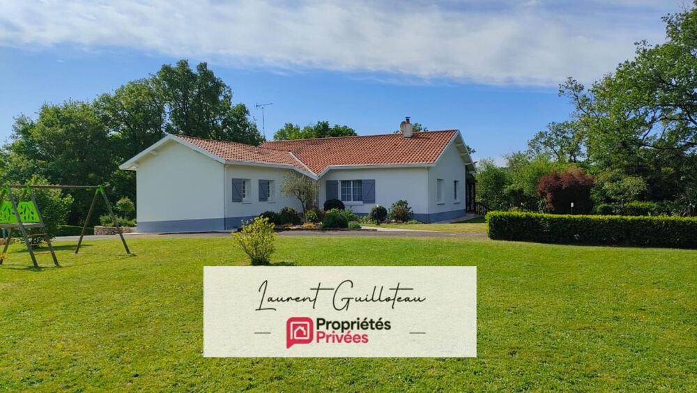 Maison avec chambres d'hôtes Mortagne sur Sevre 8 pièces 177 m2