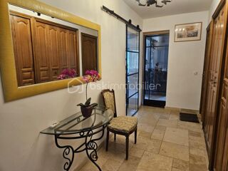  Maison  vendre 10 pices 185 m