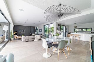  Maison � vendre 12 pi�ces 400 m�