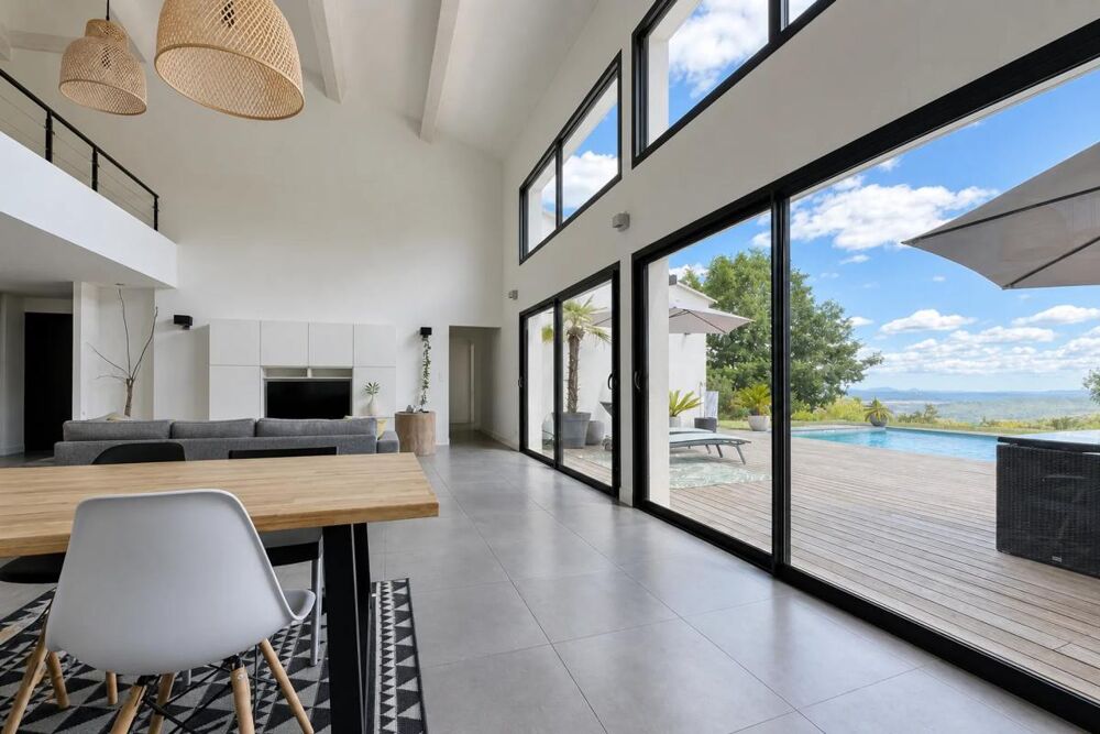 à vendre  Maison Montfuron (04110)
