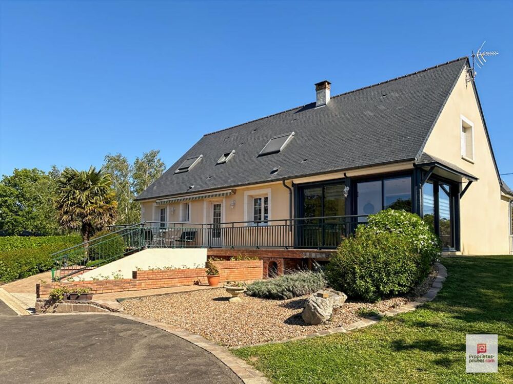 Maison Courtillers 8 pièce(s) 205 m2