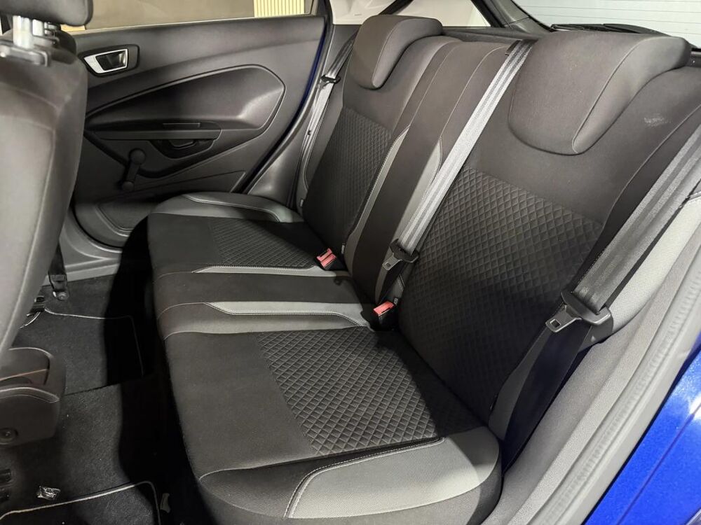 Fiesta VI Phase 2 5 portes 1.25 i 16V 82 cv 2016 occasion 85190 Venansault