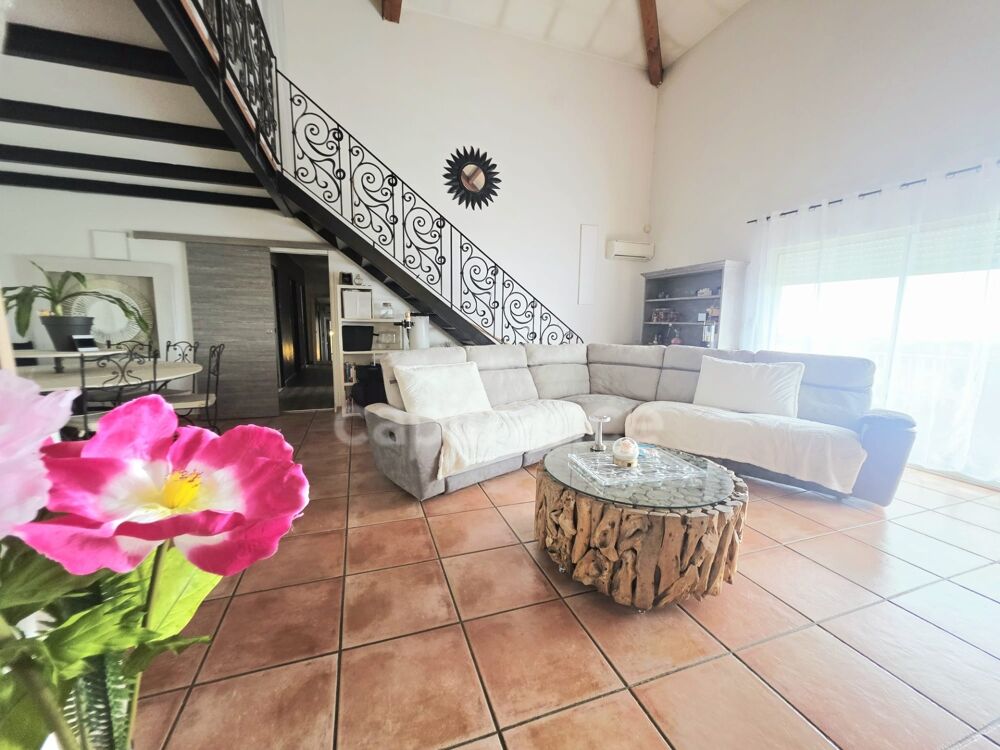 Vente Maison Vue mer – Villa d'architecte avec piscine – 6 pièces – Hauteurs de Biguglia Biguglia