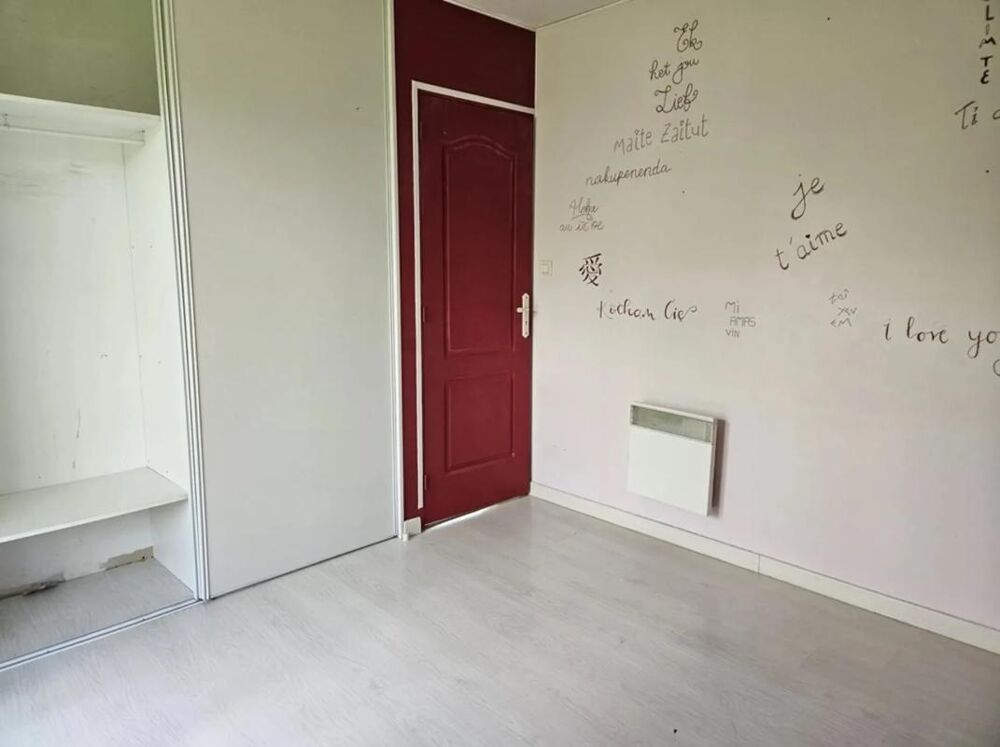 Maison plain-pied 120 m² avec jardin à Saint-Exupéry