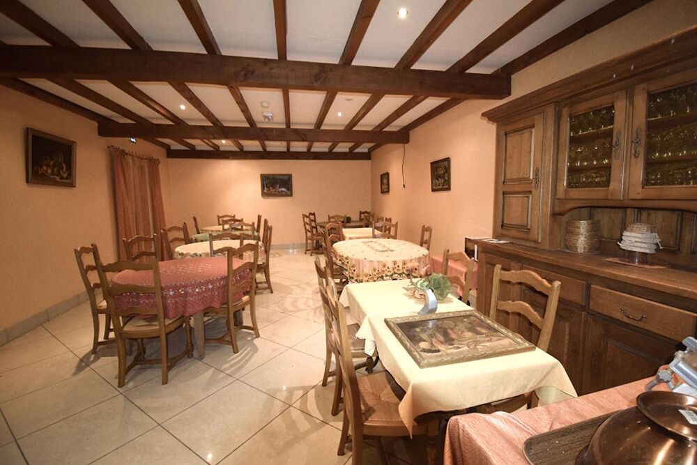 82200, Moissac, Manoir . Ancienne hôtellerie de luxe , 16 pièce(s) et 9 suites et piscine 190 m²