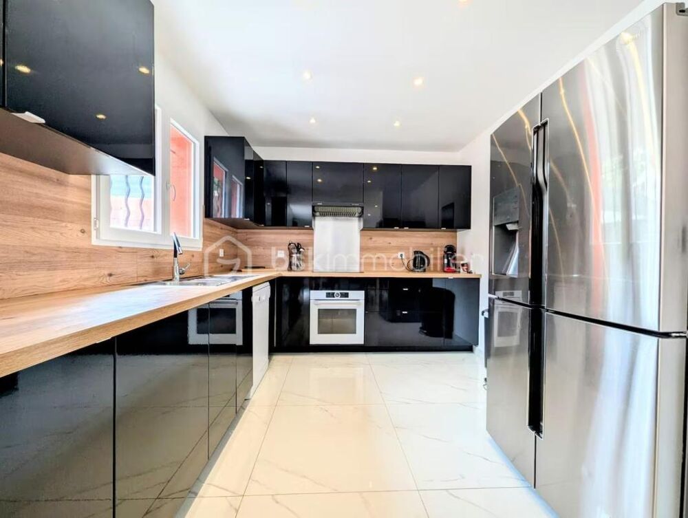 � vendre  Maison Vallauris (06220)