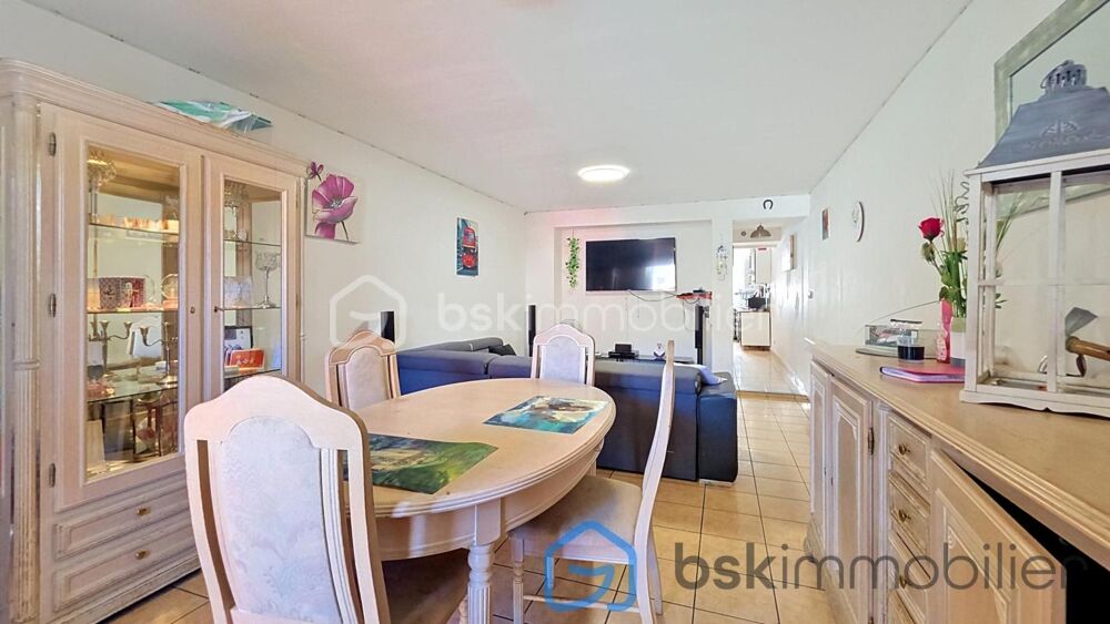 MAISON A VENDRE AVEC LOCATAIRES