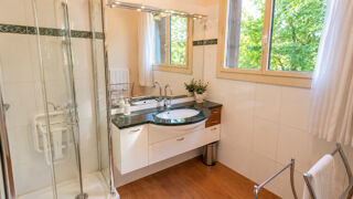  Appartement à vendre 7 pièces 136 m²
