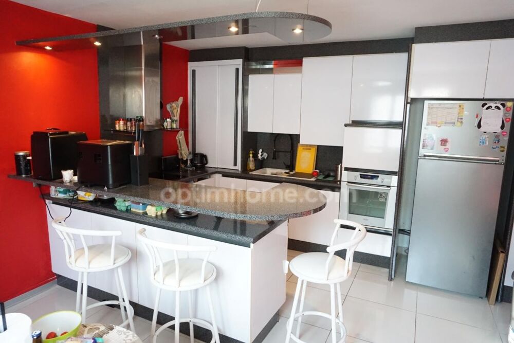 Vente Maison Secteur Vesoul, maison de 152 m², 3 grandes chambres, insert bois et garage double Vesoul