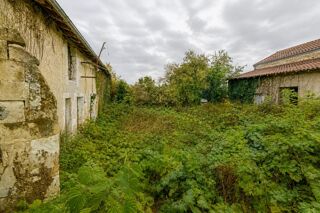  Propriété/château à vendre 2 pièces 62 m²