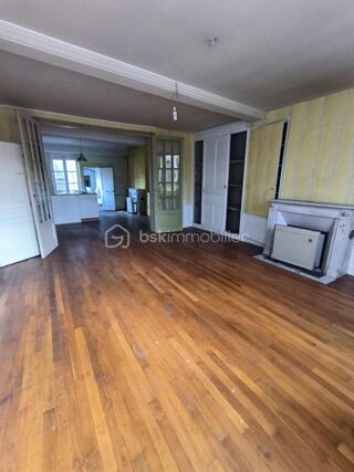 Immeuble à vendre 7 pièces 228 m²