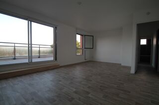  Appartement à louer 4 pièces 86 m²