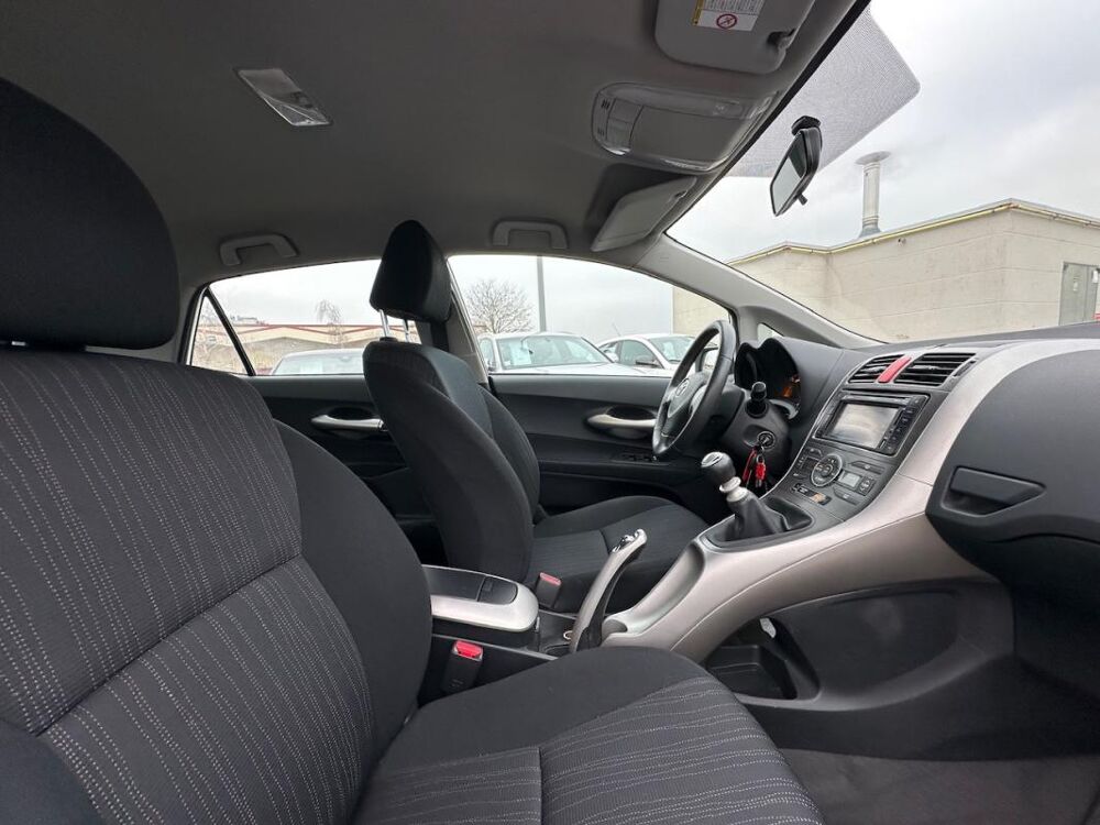 Auris 90 D-4D FAP DYNAMIC 5P 2009 occasion 78240 Chambourcy