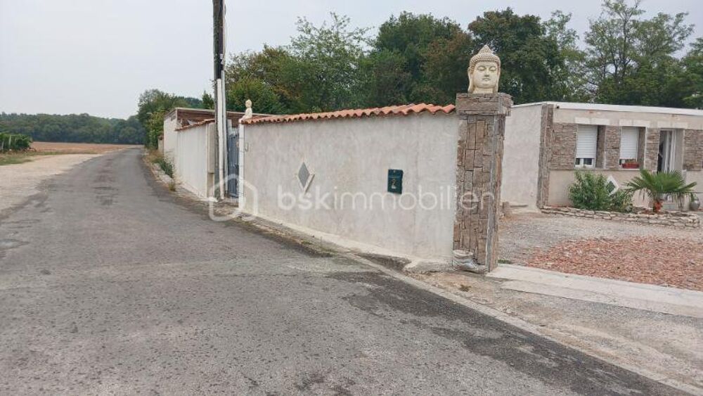 ? COUP DE COEUR ! Maison récente de 136 m² avec terrain clos de 722 m²  Fort potentiel  Gibourne (17)