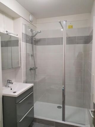  Appartement à louer 1 pièce 25 m²