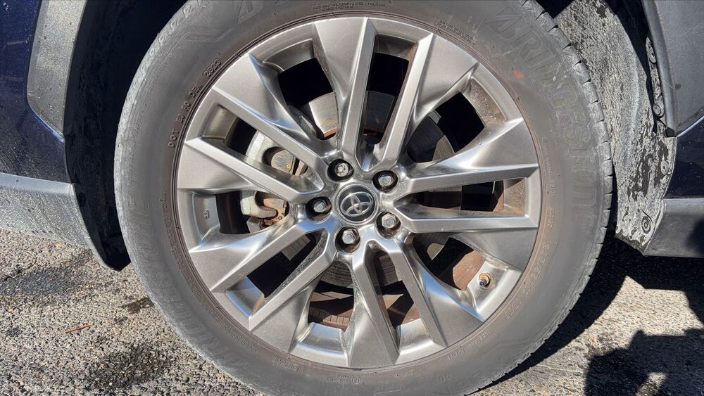 RAV 4 2.5 VVT-iE 218 Hybrid AWD-I E-CVT 30 Years 2024 occasion 92270 Bois Colombes