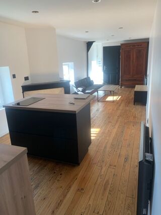  Appartement à louer 1 pièce 42 m²