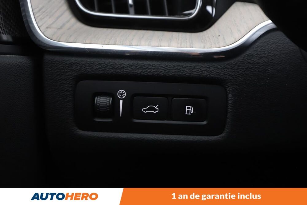 XC60 2.0 T6 Recharge AWD Inscription Luxe Geartronic 8 340 ch 2021 occasion 92130 Issy-les-Moulineaux